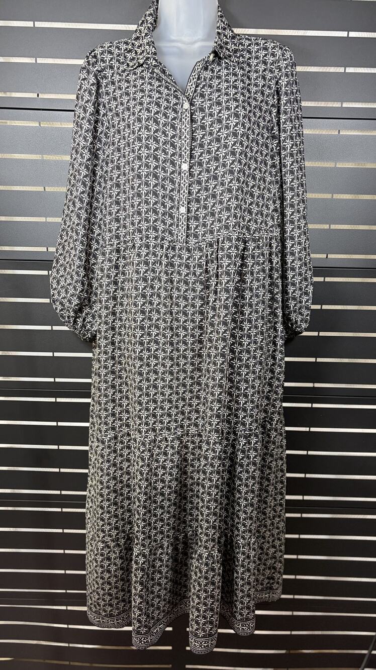 Max Studio Black and White Dress EUC